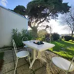 Casa de Férias Maison Renovee Pres De La Avec 2 Piscines, Parking Et Animaux Acceptes - Fr-1-364-174 *