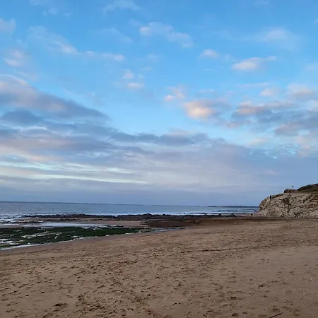 Maison Renovee Pres De La Avec 2 Piscines, Parking Et Animaux Acceptes - Fr-1-364-174 Ferienhaus *